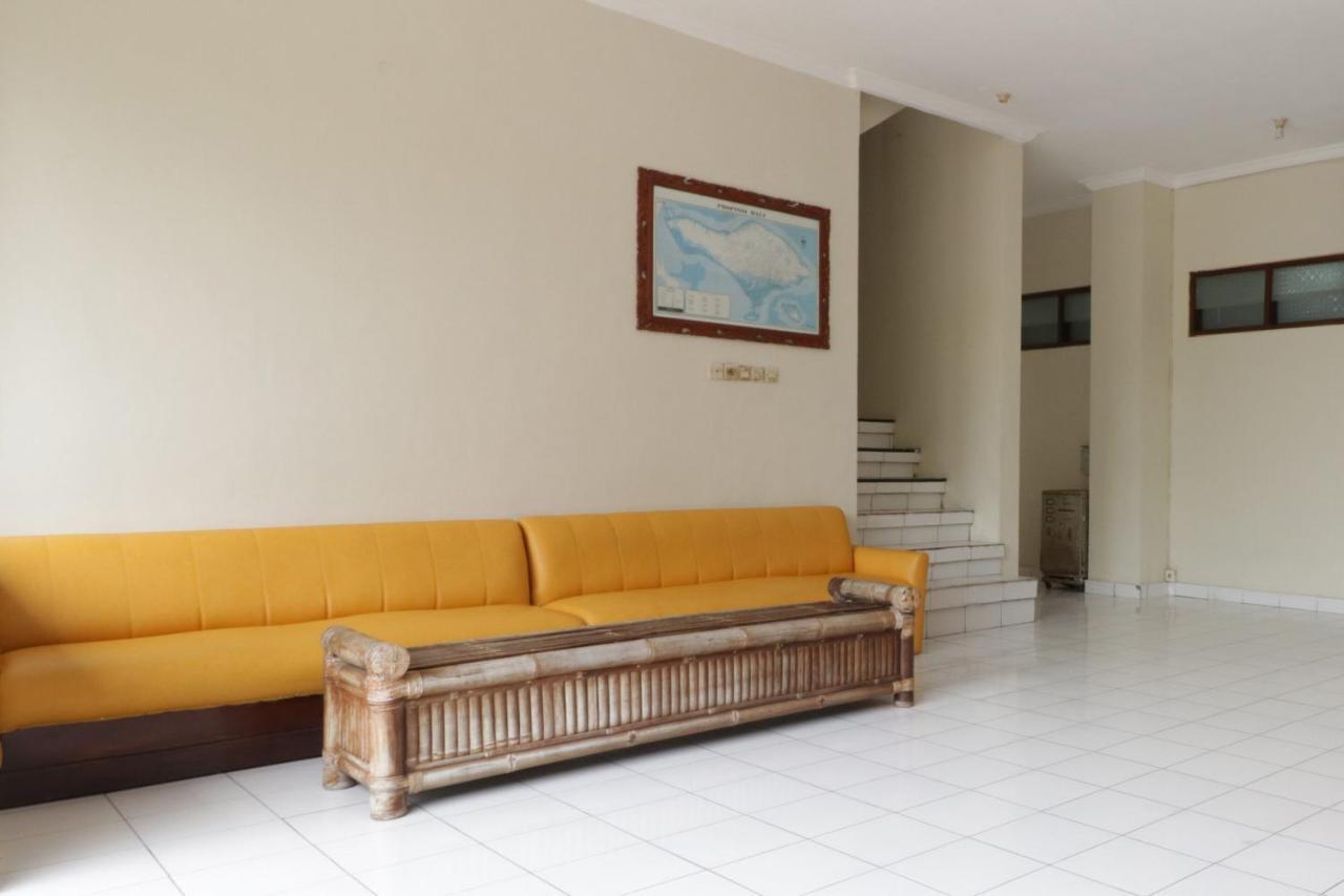 Spot On 2426 Hotel Aget Jaya II Denpasar Exterior foto