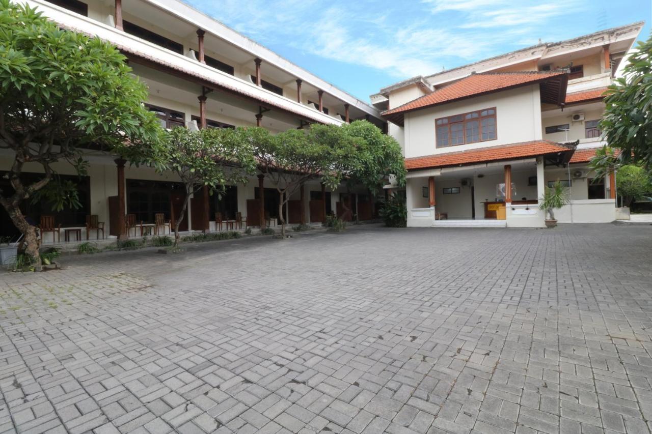 Spot On 2426 Hotel Aget Jaya II Denpasar Exterior foto