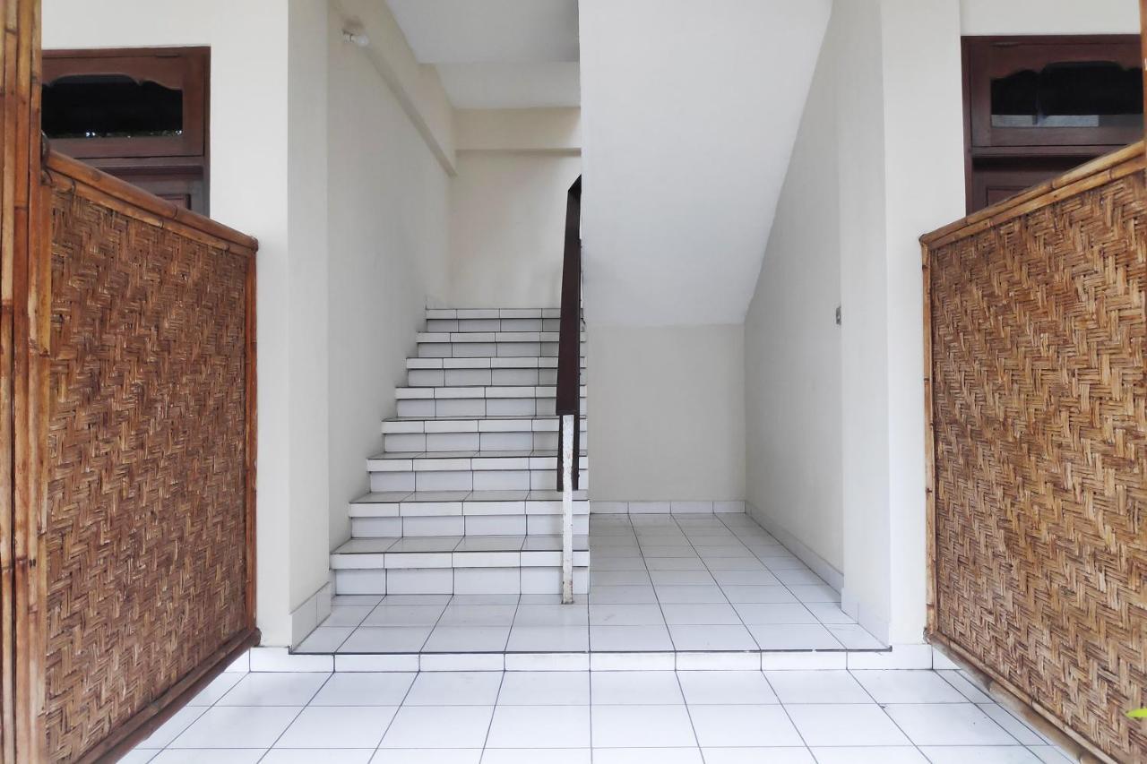 Spot On 2426 Hotel Aget Jaya II Denpasar Exterior foto